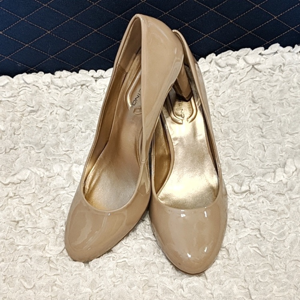 Bandolino Nude Patent Pumps